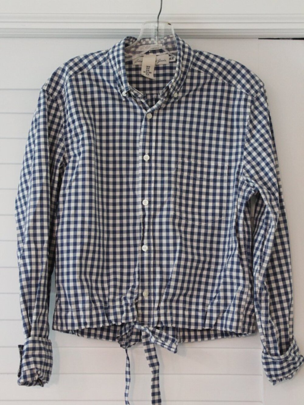 Womens Medium H& M gingham button-down blouse navy/white check pattern